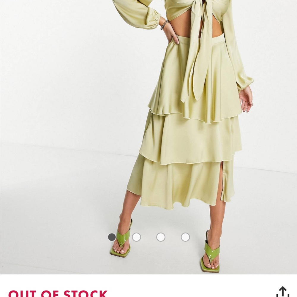 Pretty Lavish Green Midi Skirt with Slit